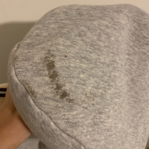 Tna cropped hoodie small stain on hood - Picture 4 of 4